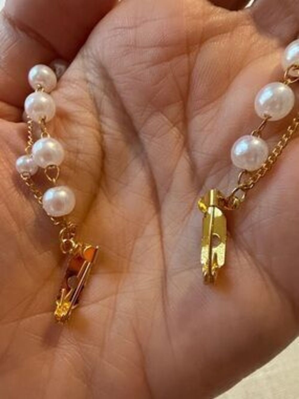 Delicate bridal Pearl Backdrop Necklace